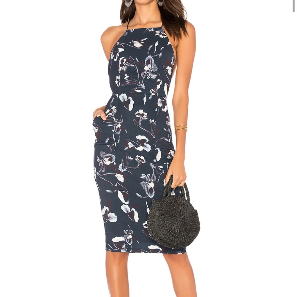 NWT AIRLIE Isolla Dress